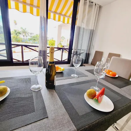 Luxury San Marino Apartment & Pool View Los Cristianos  Exterior photo